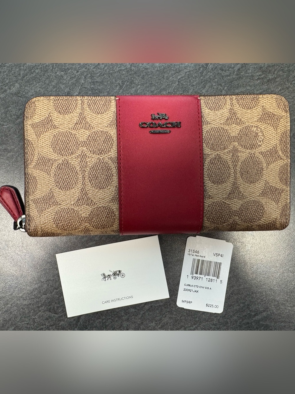 Coach Zip-Around Signature Wallet Tan & Burgundy